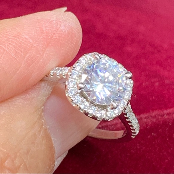 1 Carat Solitaire CZ Ring Size 7 - Picture 10 of 17